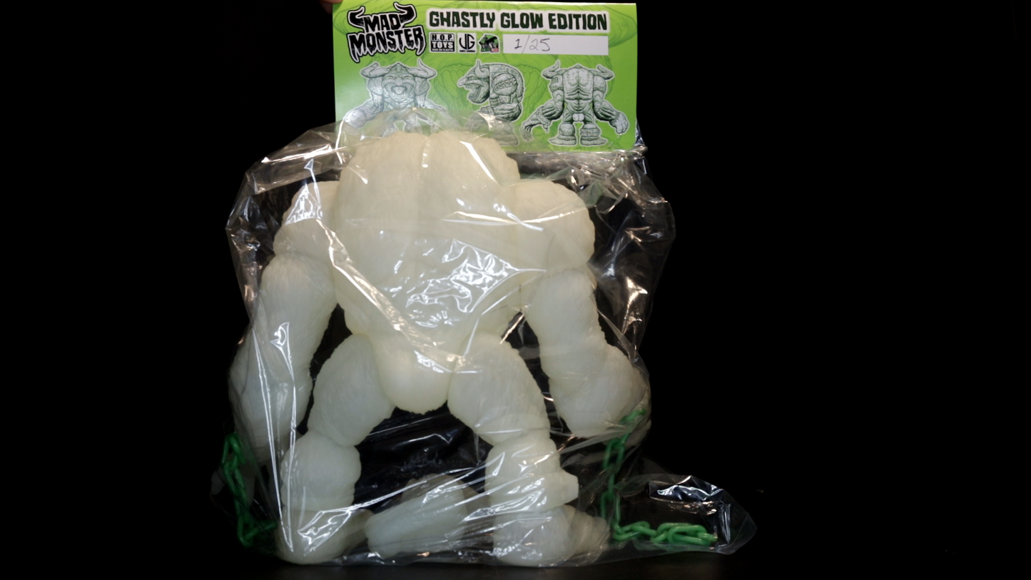 Exclusive Ghastly Glow 10" Mad Monster Soft Vinyl Figure image 13