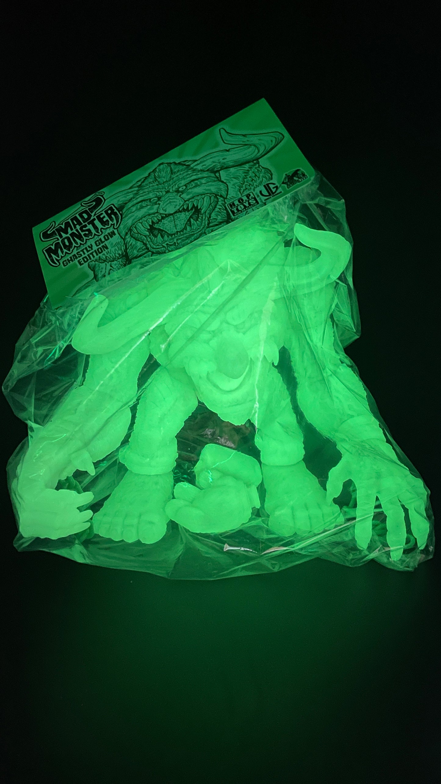 Exclusive Ghastly Glow 10" Mad Monster Soft Vinyl Figure image 5