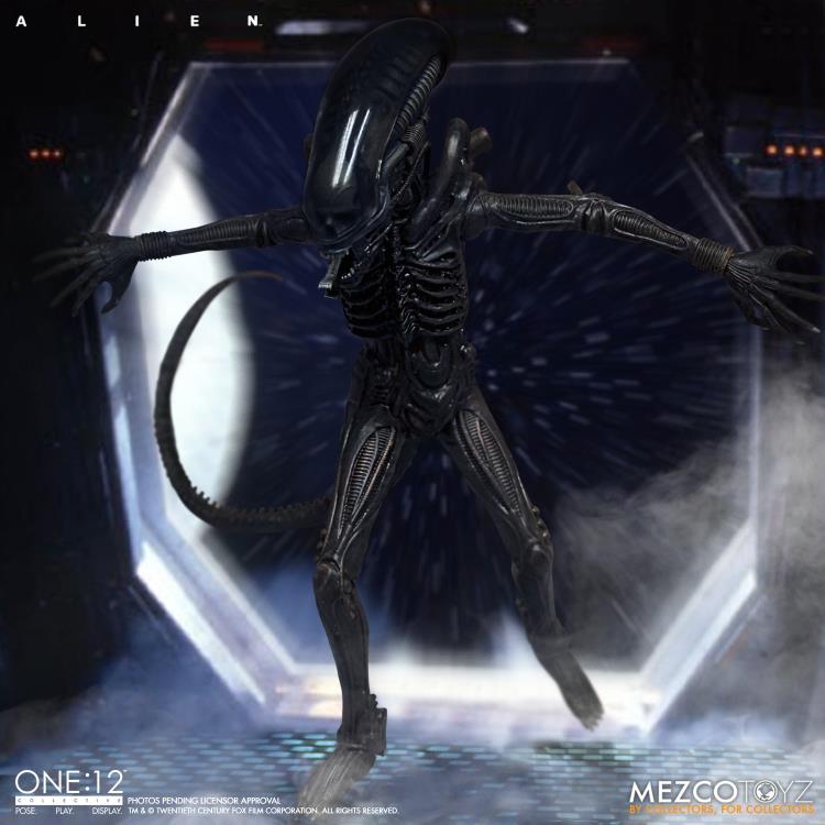 Mezco ONE:12 Collective Big Chap Alien DLX image 1