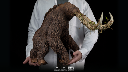 SPIRAL STUDIO 40CM BEHEMOTH VINYL STATUE image 1