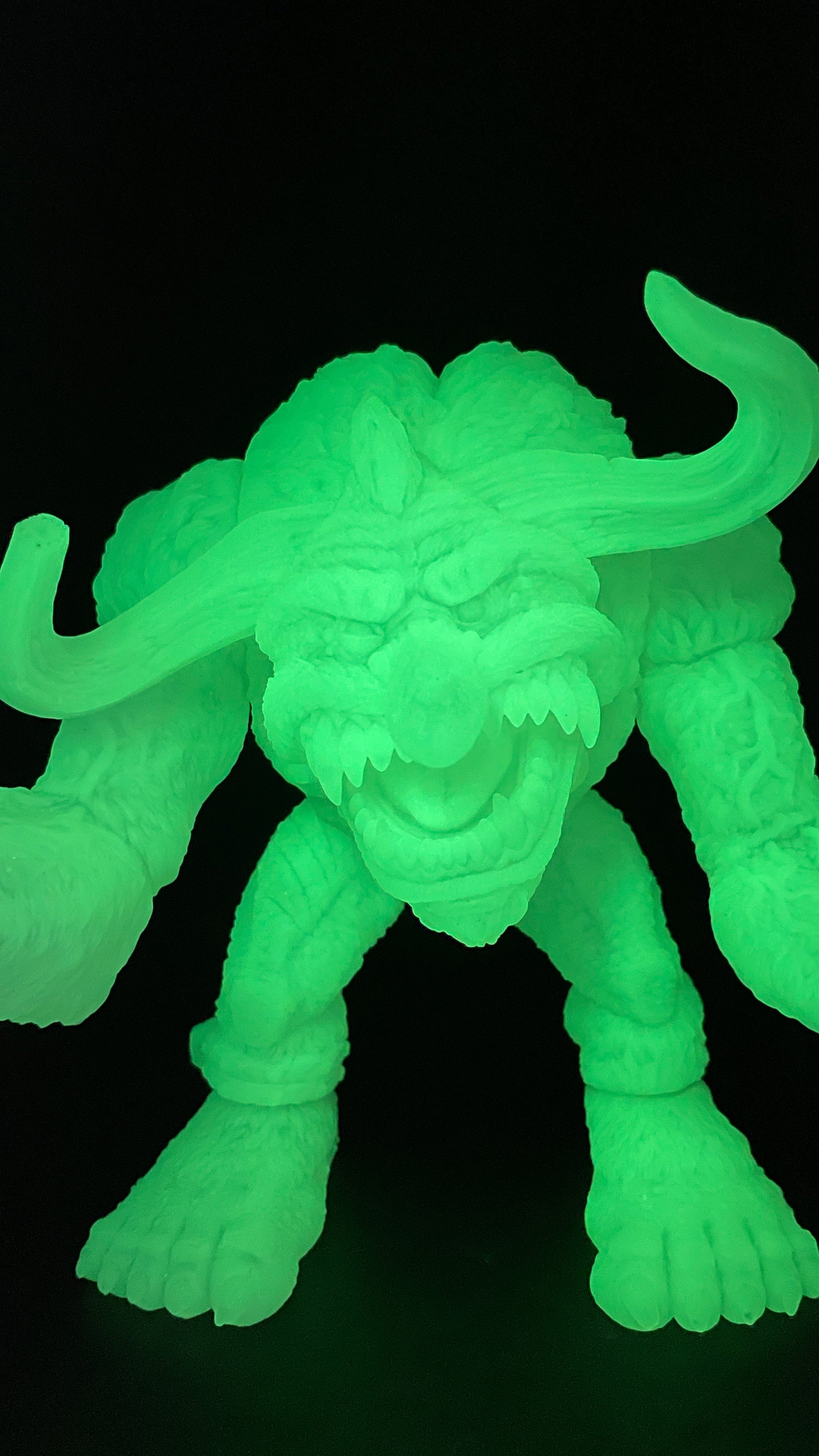 Exclusive Ghastly Glow 10" Mad Monster Soft Vinyl Figure image 2